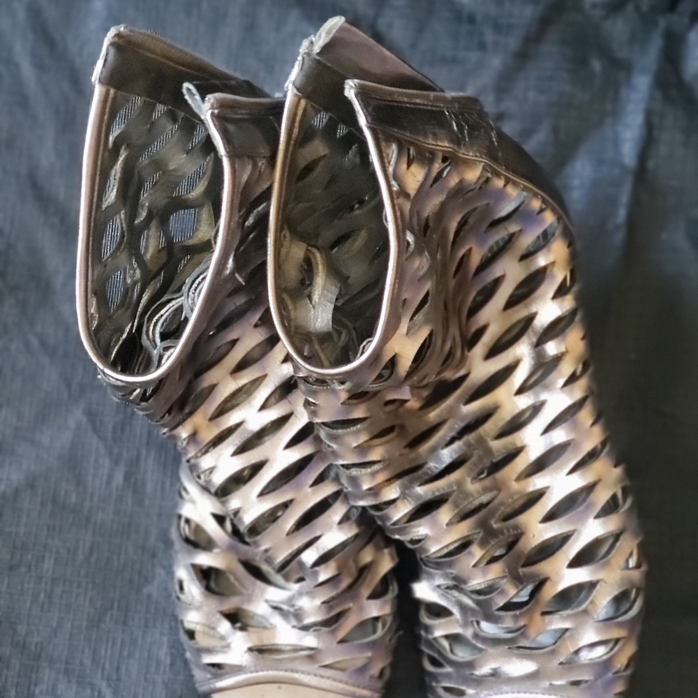 Booties - Picture 3 of 4
